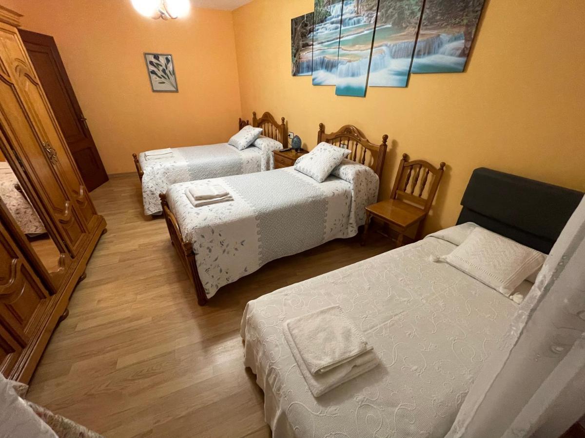 Habitaciones A Casa De Pepe Triacastela Εξωτερικό φωτογραφία